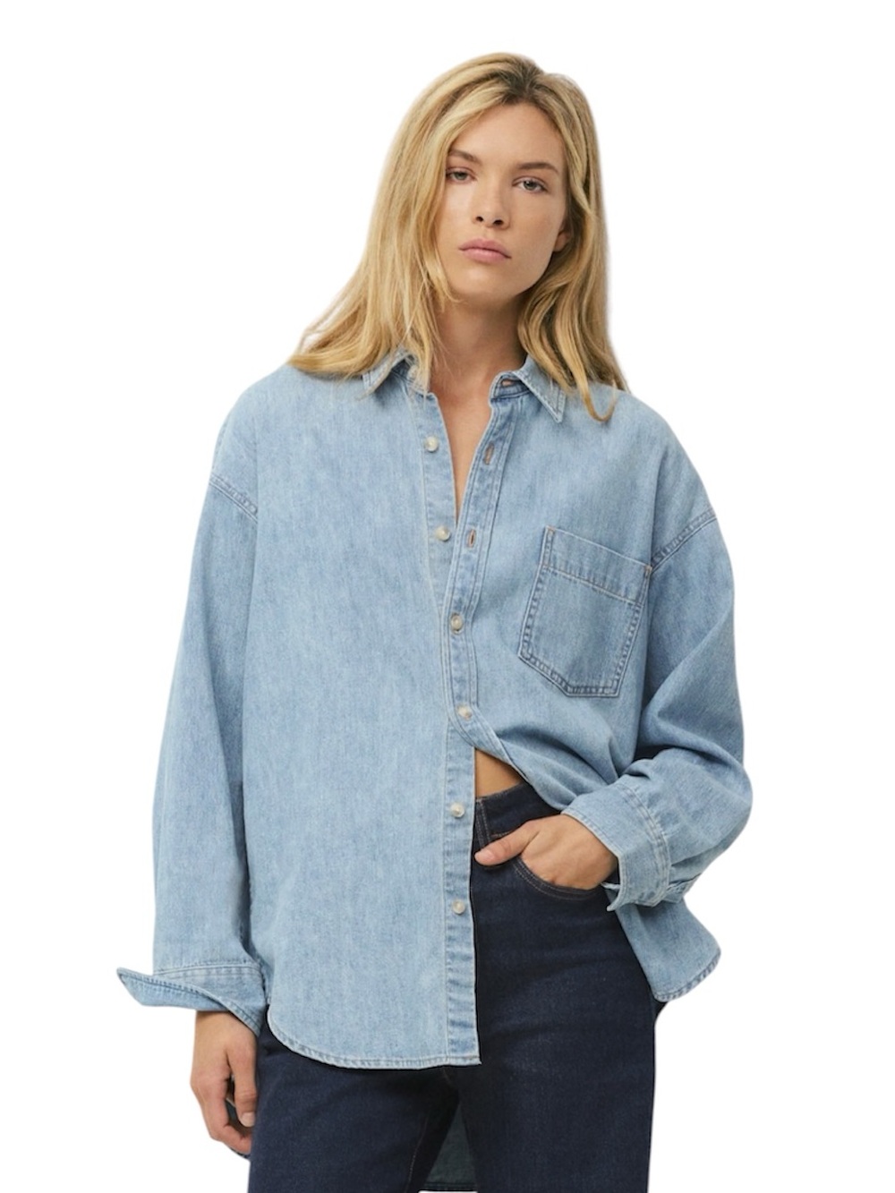 ARITZIA Denim Forum The '80s Comfy Denim Shirt- Light blue XS 👖💙✨